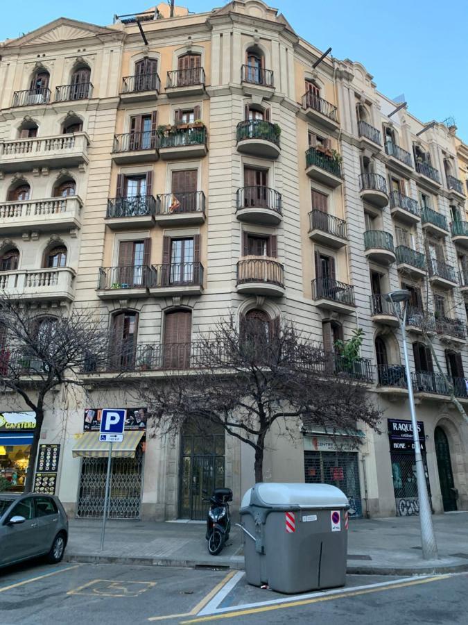 Gorgeous Apartment In Downtown Barcelona Exterior foto